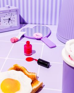 Girl Breakfast. Colourful still life photography in lilac with art direction and styling by HIYA MARIANNE photo production studio.